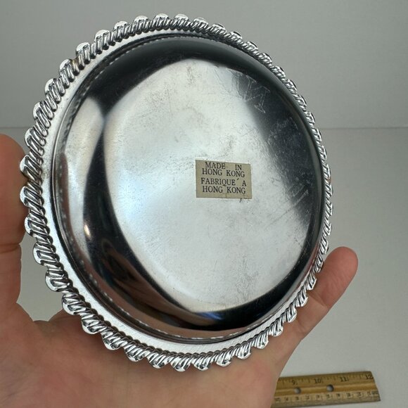 Vtg Small Round Silver Metal Niagara Falls Canada Souvenir Etched Dish Scalloped - Picture 9 of 15